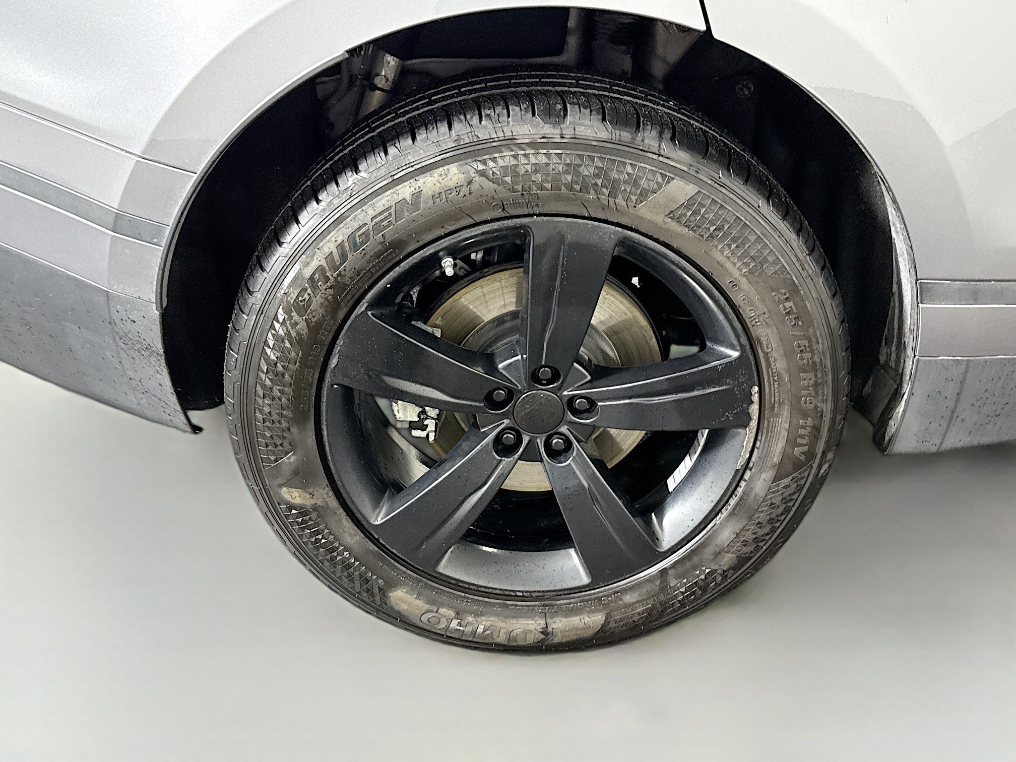 Used 2020 Land Rover Range Rover Velar S image 33