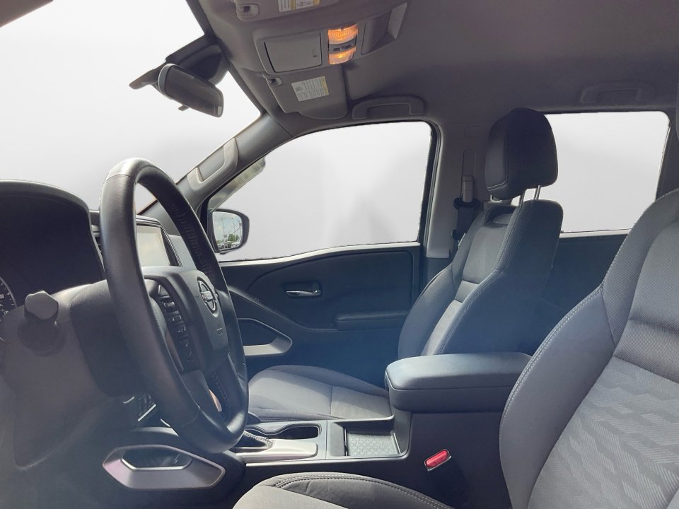 Used 2023 Nissan Frontier SV w/ SV Convenience Package AWD/4WD image 11