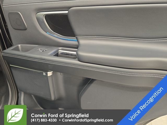 New 2026 Ford Expedition Platinum w/ Stealth Performance Package image 17