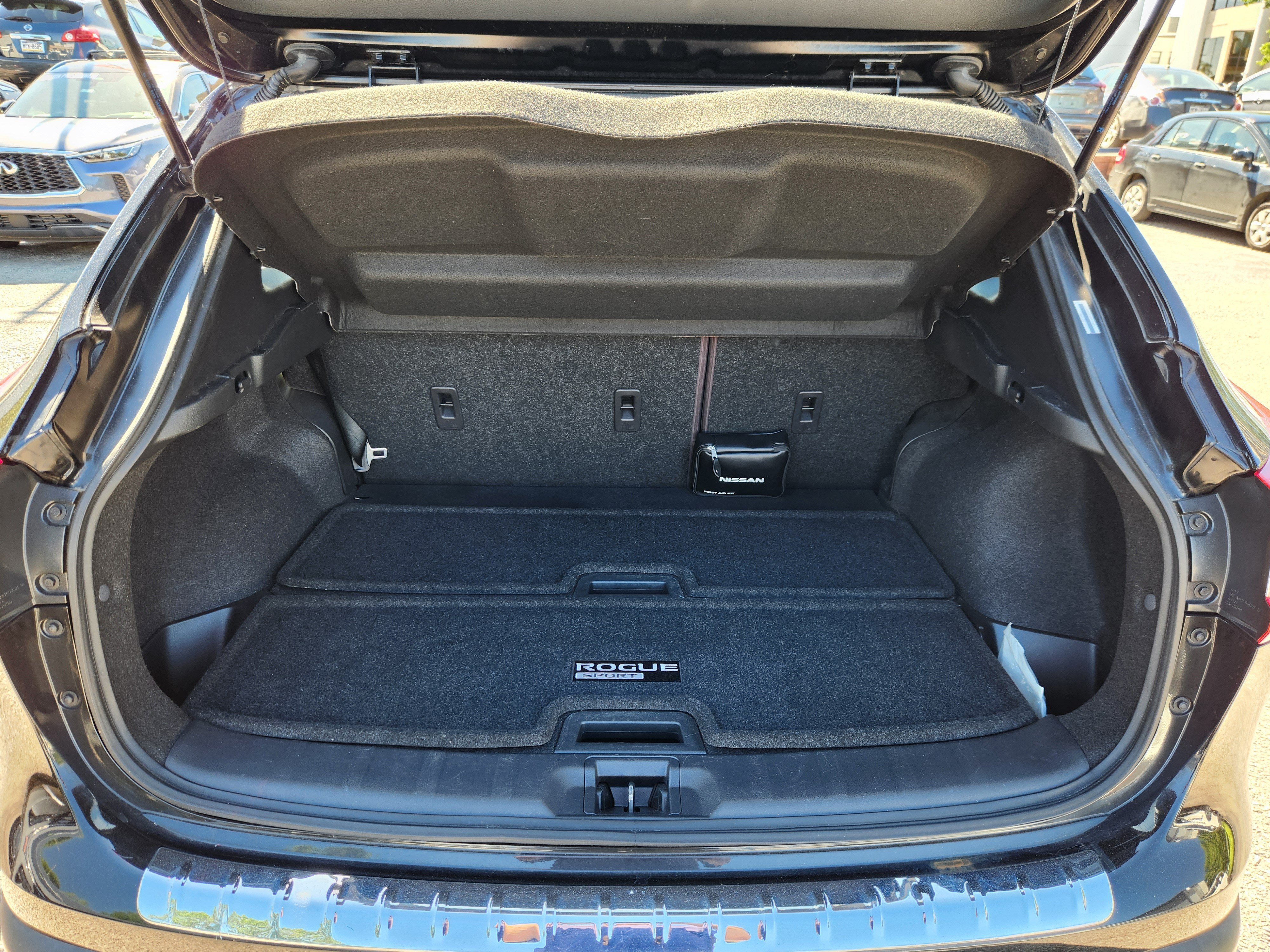 Certified 2021 Nissan Rogue Sport SV w/ Technology Package AWD/4WD image 18