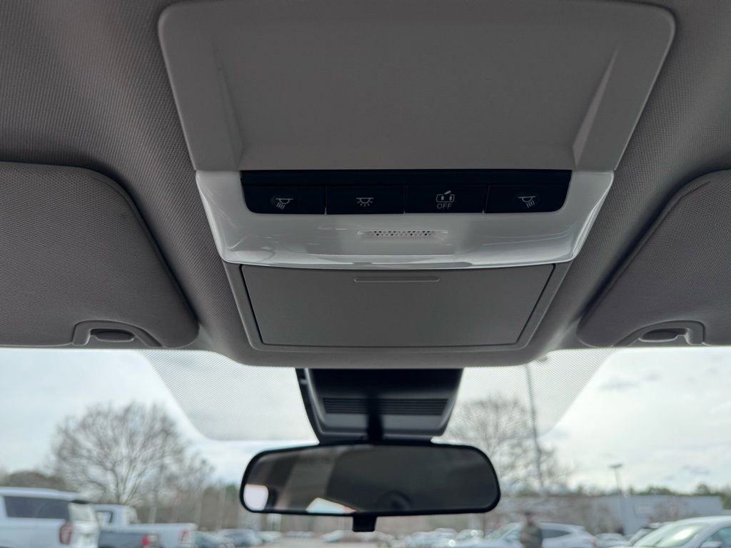 Used 2024 Nissan Altima 2.5 SV image 29