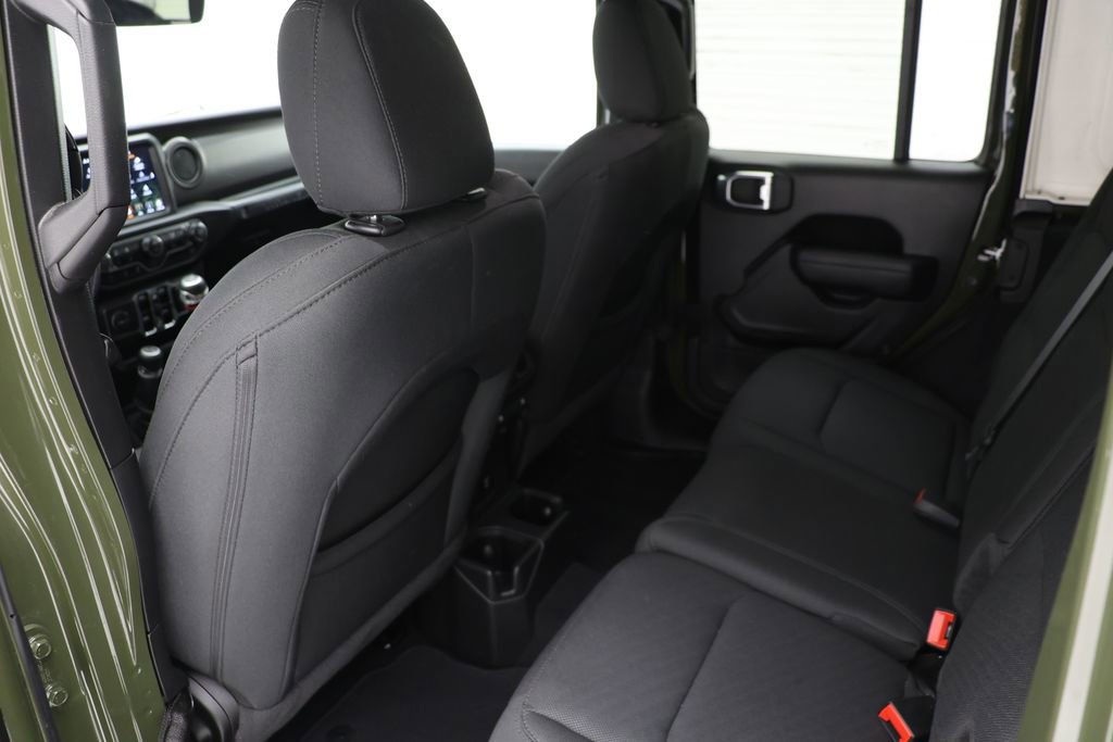 Used 2022 Jeep Wrangler Unlimited Sport w/ Sun And Sound Package AWD/4WD image 10