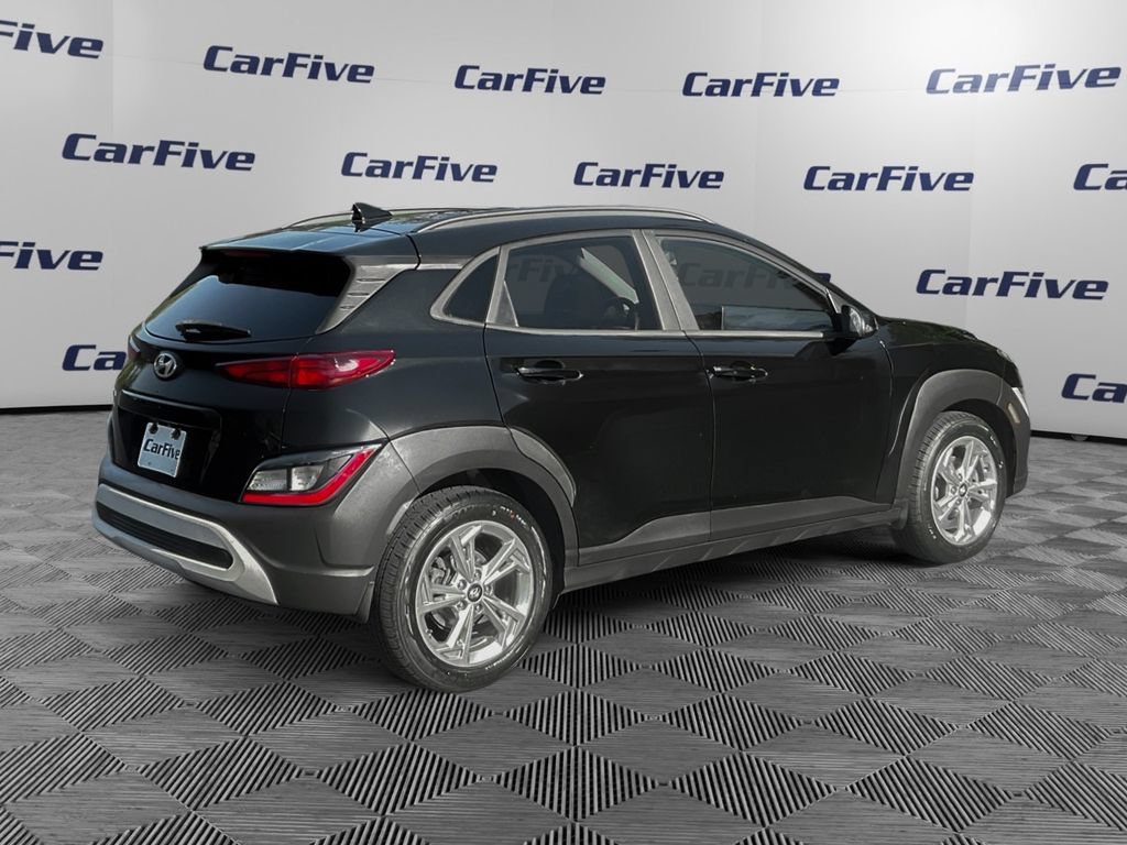 Used 2022 Hyundai Kona SEL w/ Cargo Package FWD image 6