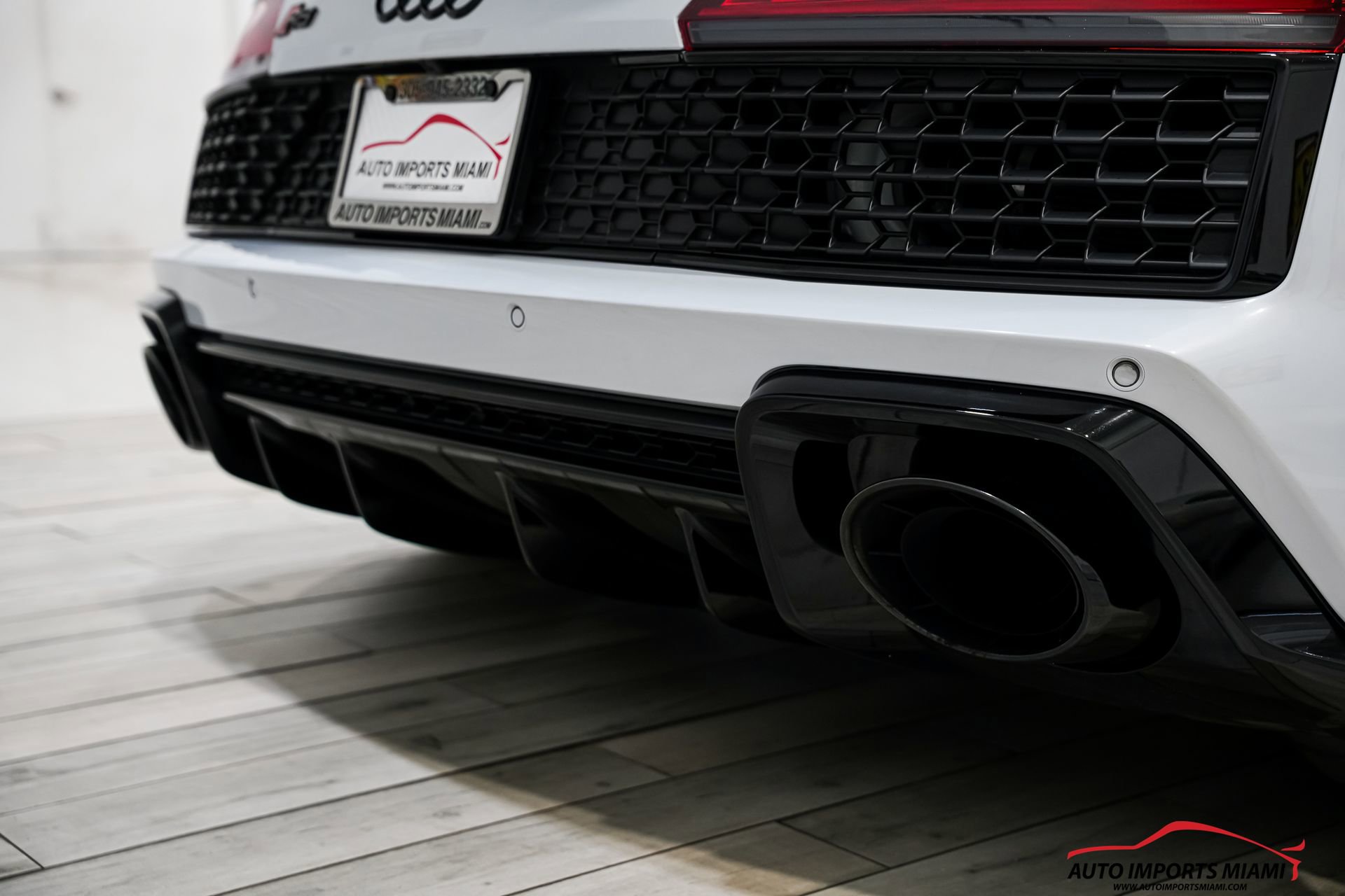 Used 2020 Audi R8 V10 w/ Carbon Exterior Package image 31