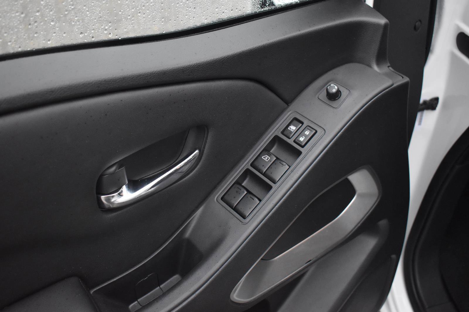 Used 2023 Nissan Frontier SV w/ SV Convenience Package image 18