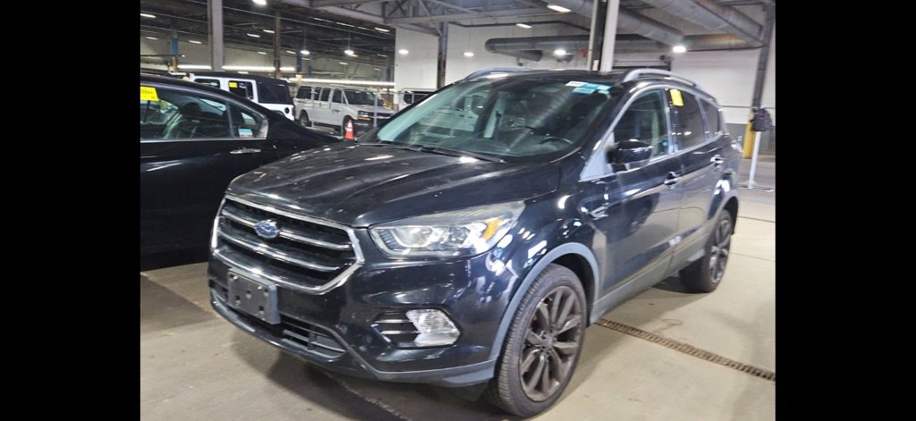 Used 2017 Ford Escape SE w/ Equipment Group 201A