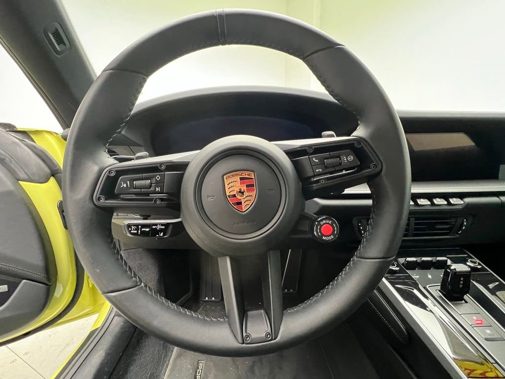 Certified 2025 Porsche 911 Carrera image 7