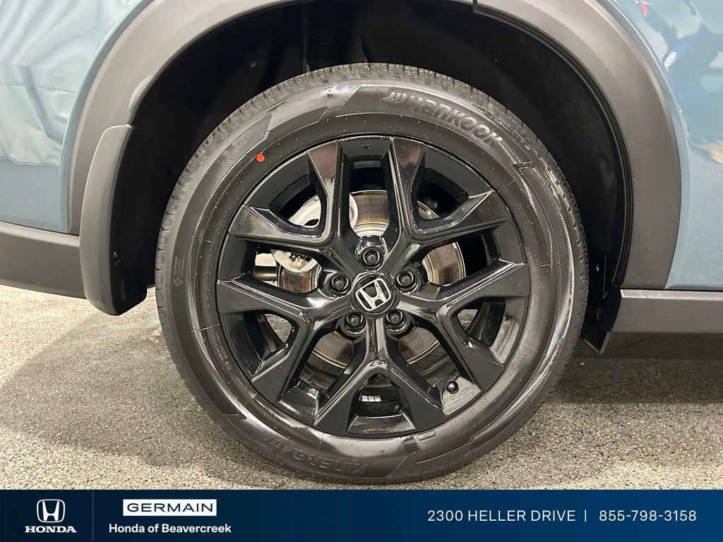 Certified 2025 Honda HR-V Sport image 10