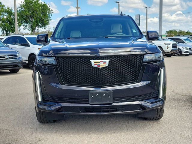 Used 2023 Cadillac Escalade ESV Sport Platinum w/ LPO, Floor Liner Package image 2