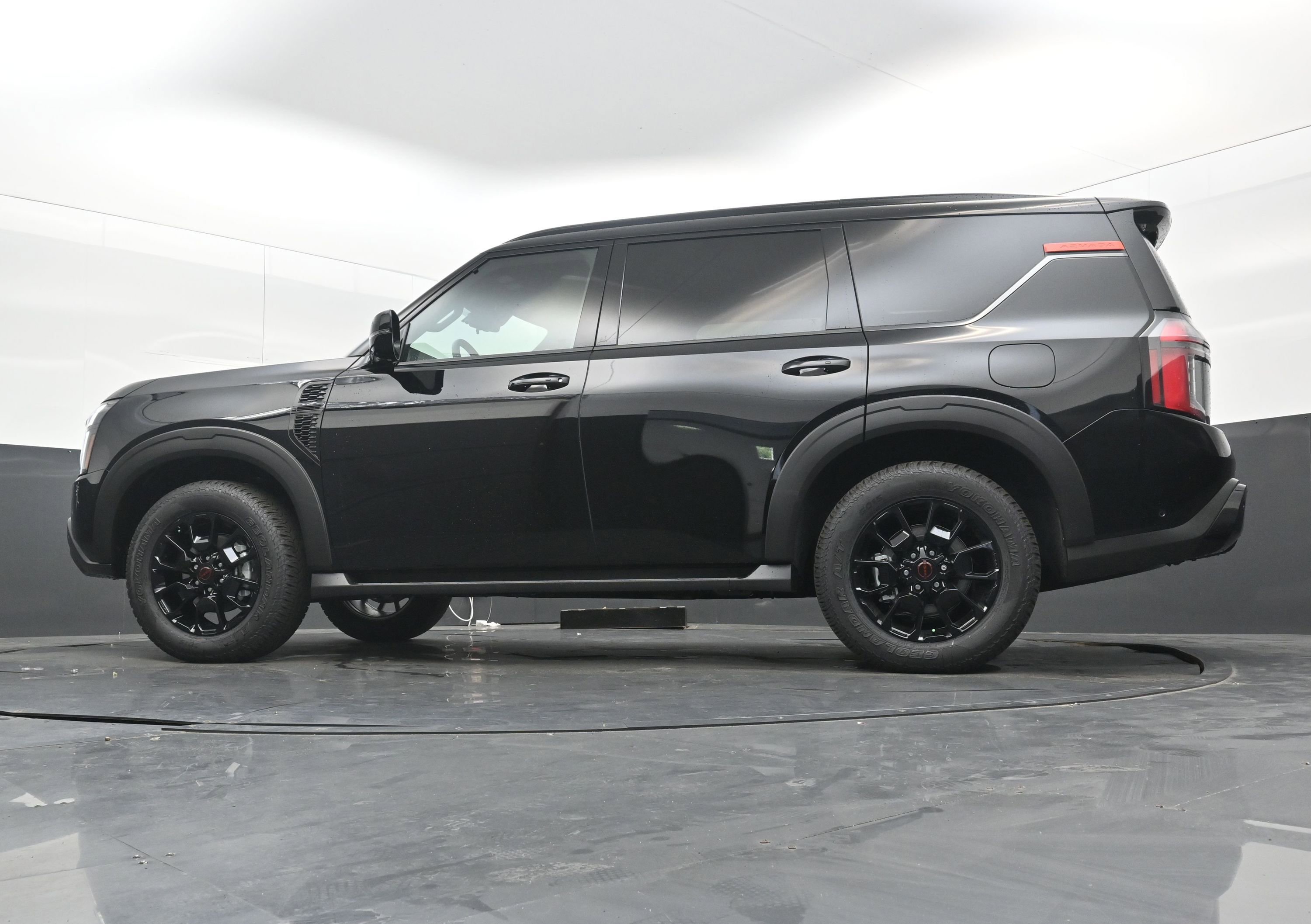 New 2025 Nissan Armada PRO-4X w/ Pro-4X Premium Package image 25