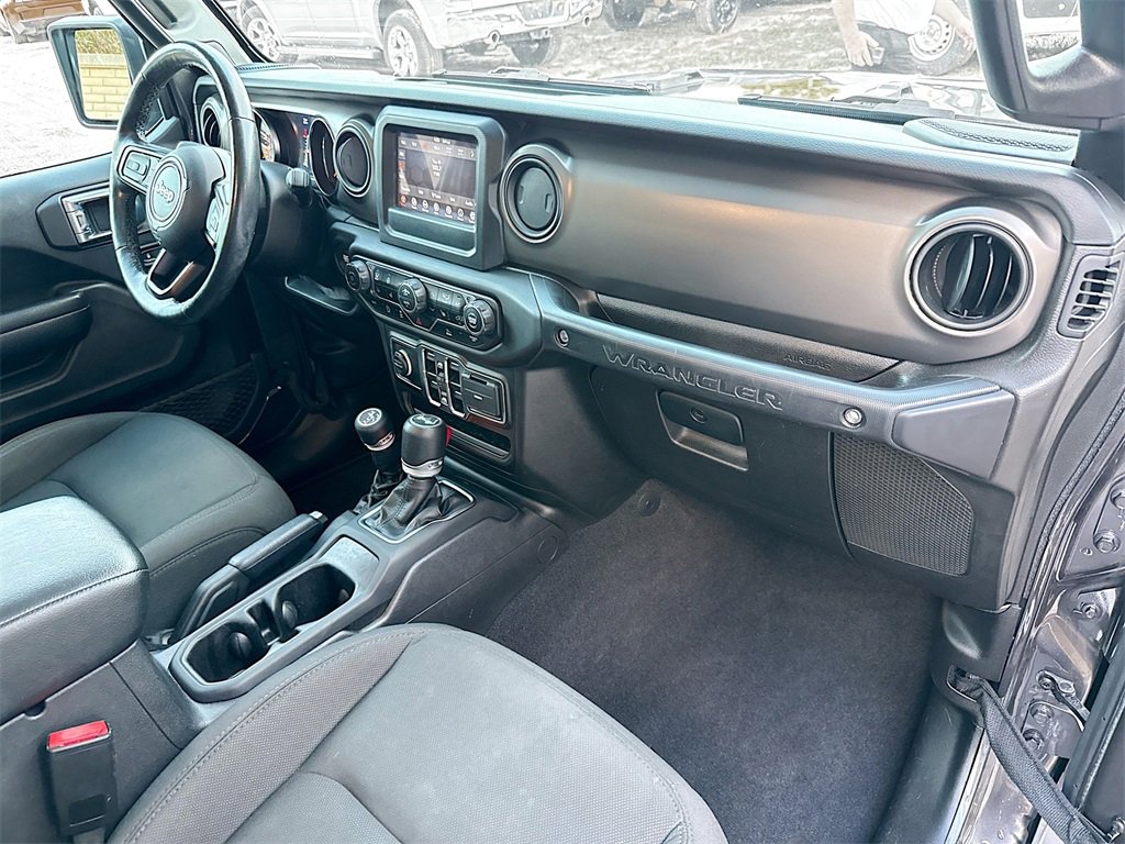 Used 2021 Jeep Wrangler Unlimited Sport image 32