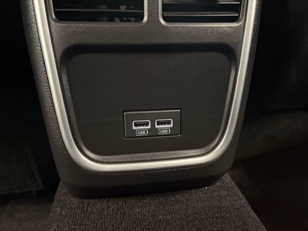 Used 2021 Dodge Charger R/T w/ Driver Convenience Group RWD image 29