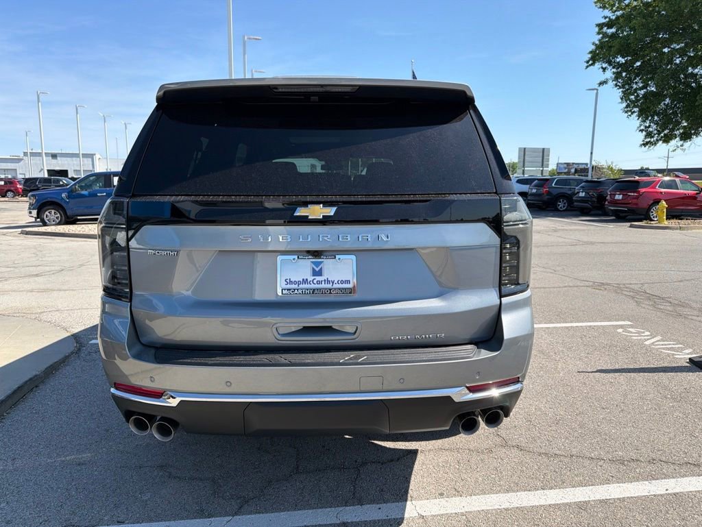 New 2026 Chevrolet Suburban Premier w/ Sun And Tow Package AWD/4WD image 4