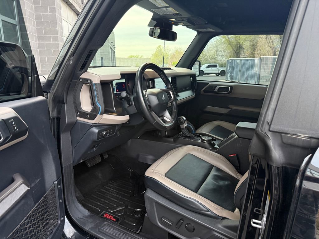 Used 2022 Ford Bronco Wildtrak image 34