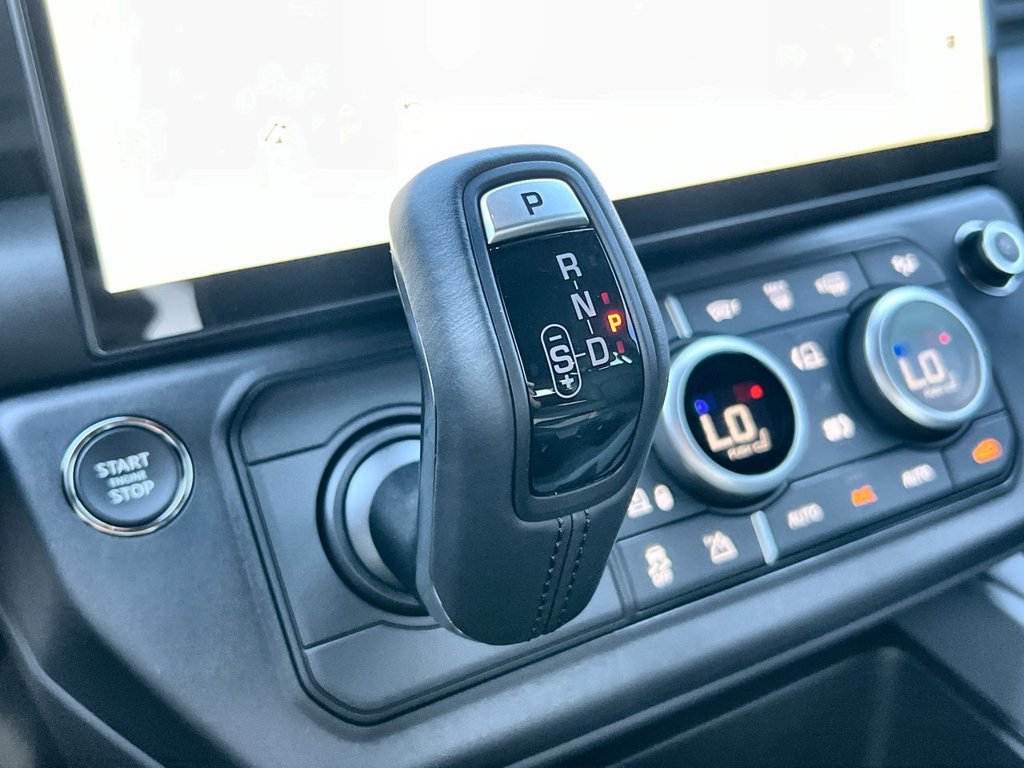 New 2026 Land Rover Defender 110 X-Dynamic SE AWD/4WD image 27
