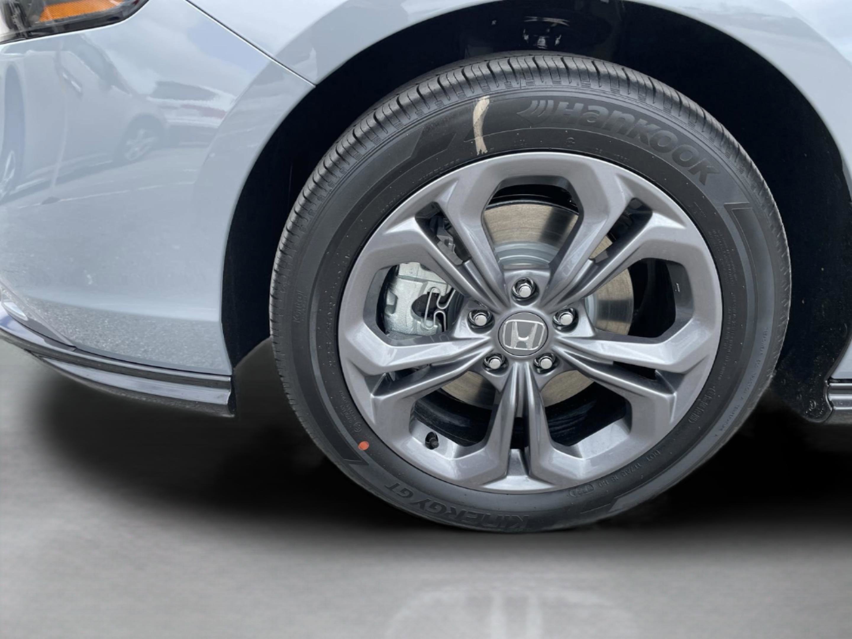 New 2025 Honda Accord EX-L image 14