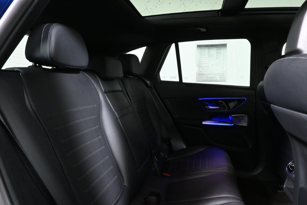 Certified 2026 Mercedes-Benz GLC 300 4MATIC image 32