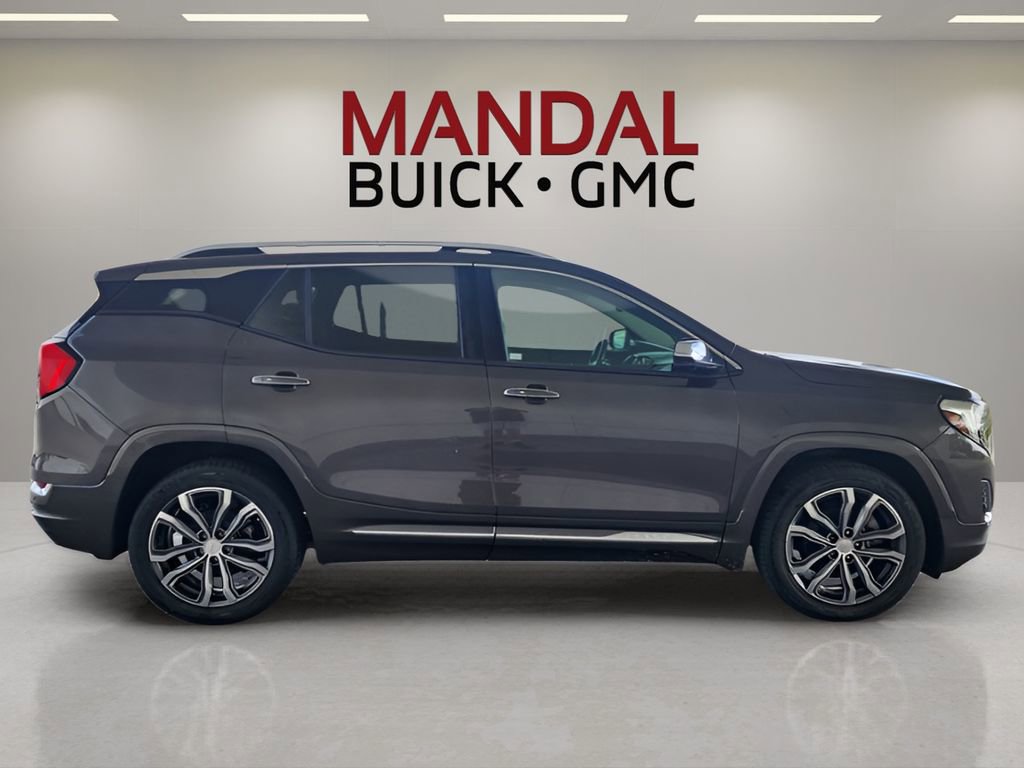 Used 2019 GMC Terrain Denali w/ Advanced Safety Package image 5