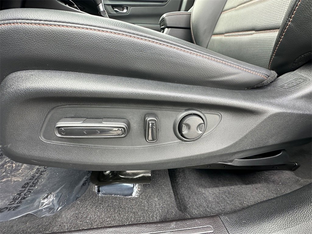 Used 2025 Honda CR-V Sport-L image 10