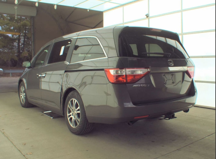 Used 2012 Honda Odyssey EX image 3