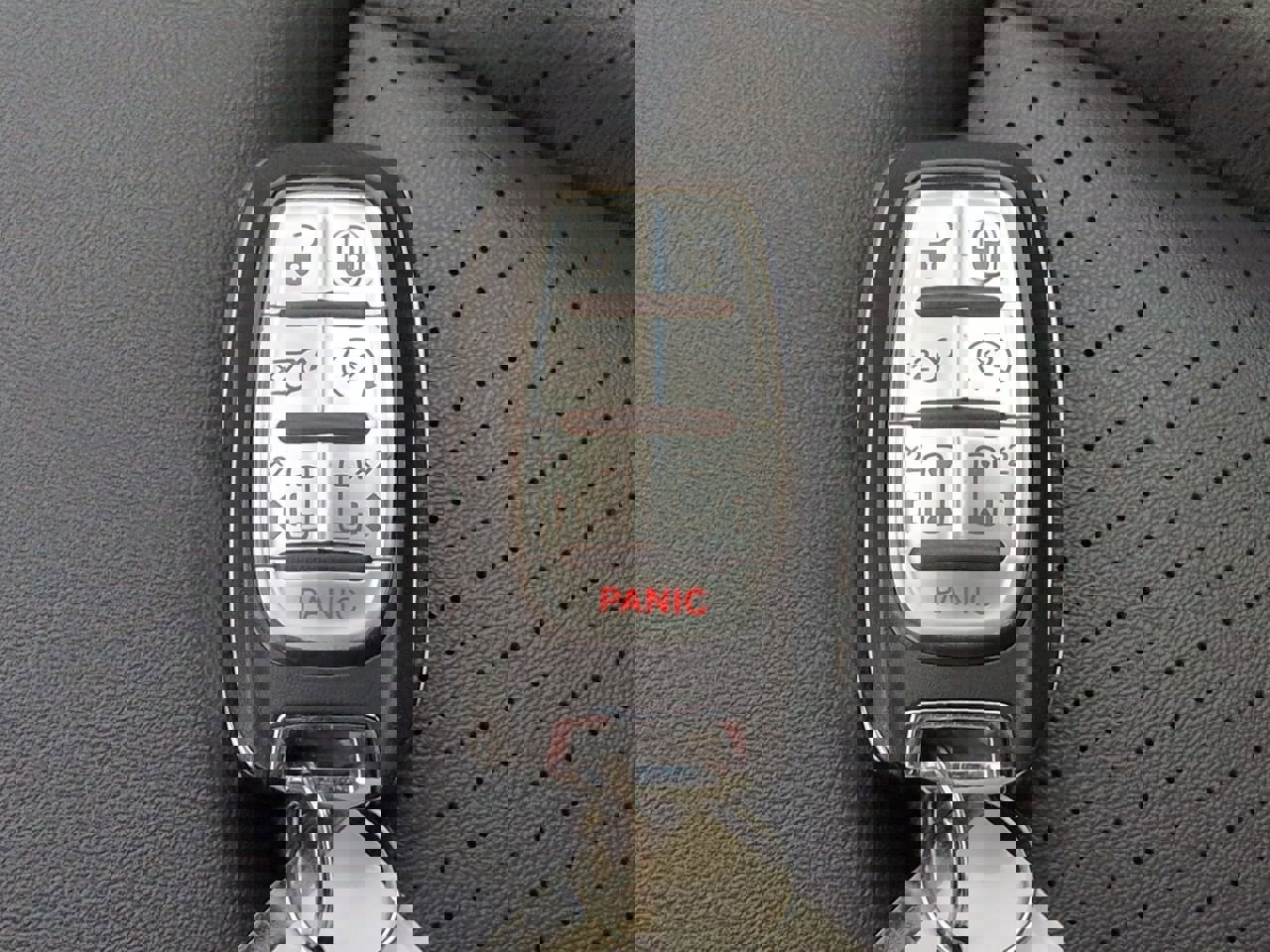 Used 2025 Chrysler Pacifica Select FWD image 26