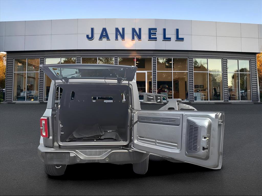 Used 2022 Ford Bronco Outer Banks image 10