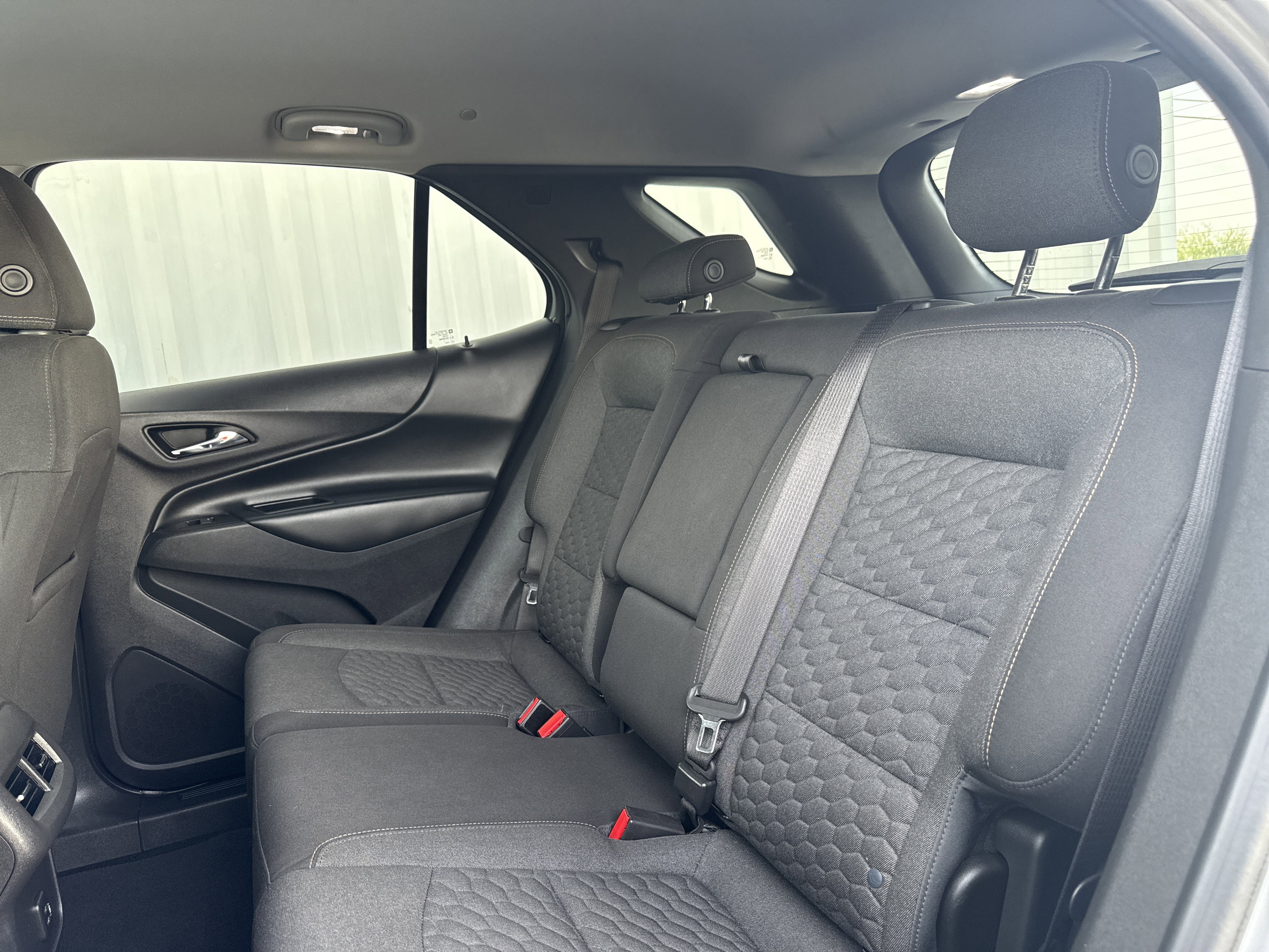 Used 2020 Chevrolet Equinox LT image 19