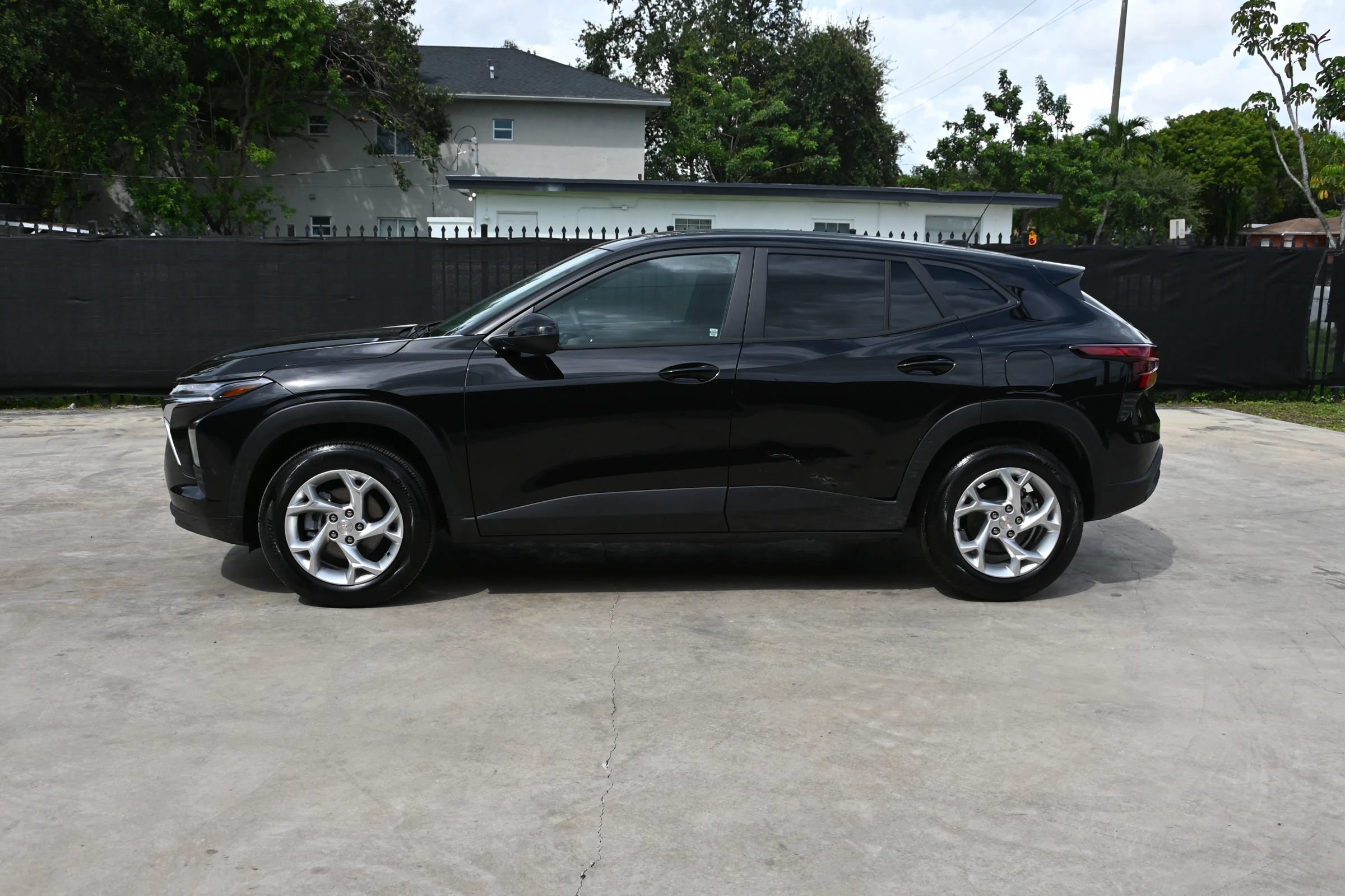 Used 2026 Chevrolet Trax LS w/ LS Convenience Package FWD image 7