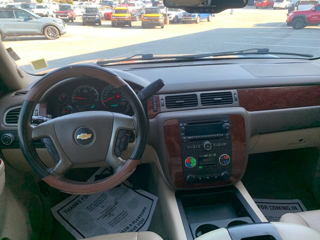 Used 2013 Chevrolet Tahoe LT w/ Luxury Package RWD image 14