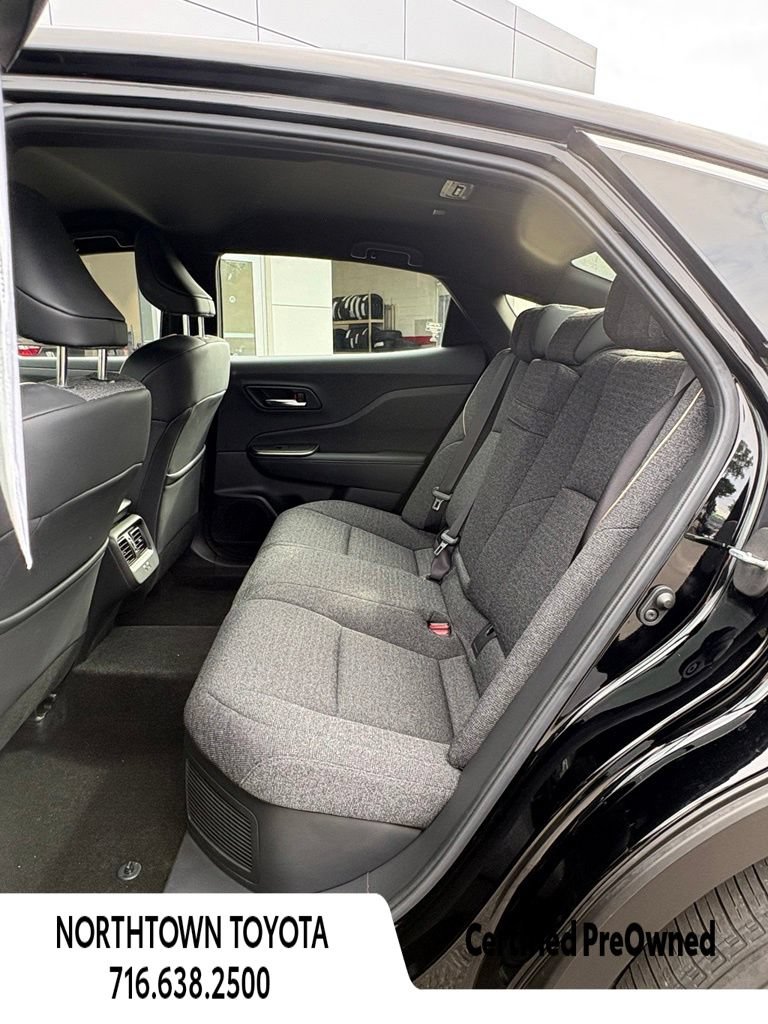 Used 2023 Toyota Crown AWD/4WD image 17