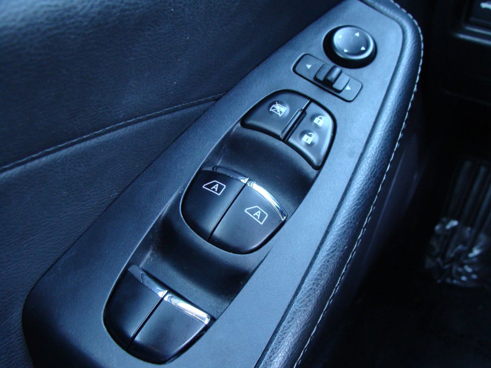 Used 2020 Nissan Maxima 3.5 SV w/ Floor Mat Group FWD image 28