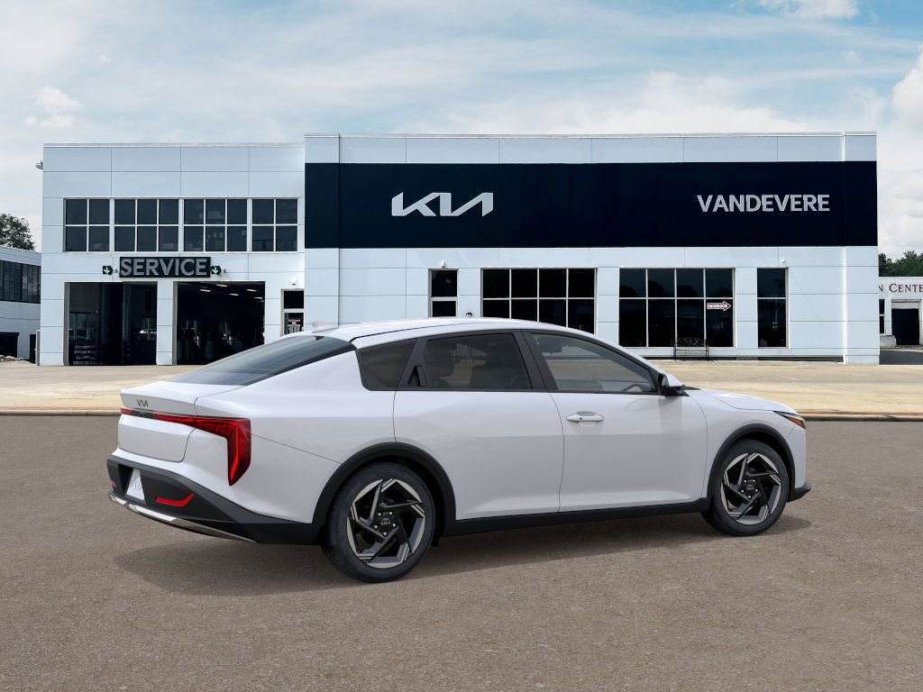 New 2025 Kia K4 EX image 6