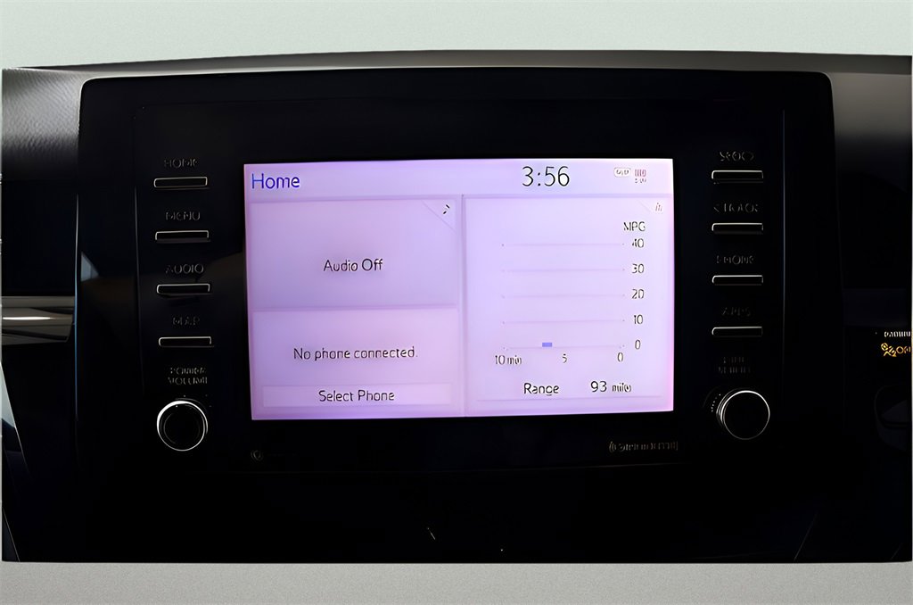 Used 2021 Toyota Camry LE image 27