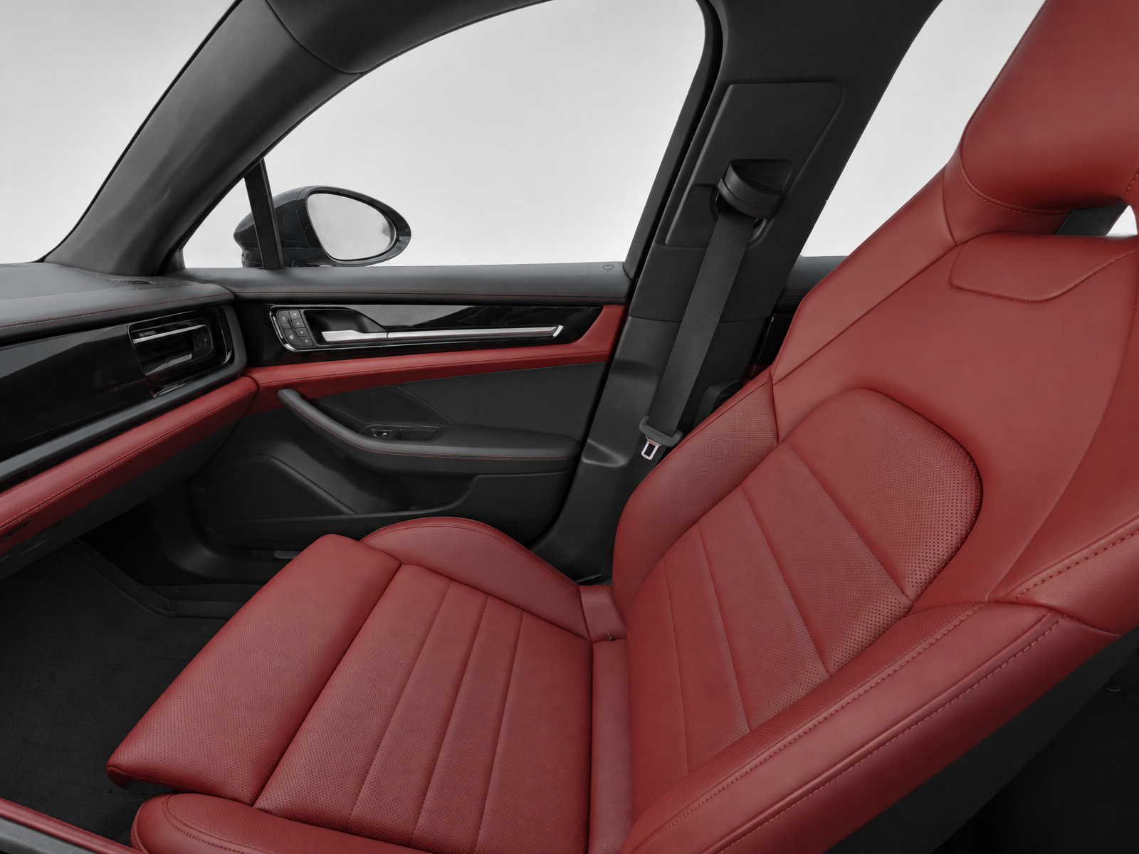 Used 2024 Porsche Panamera RWD image 20