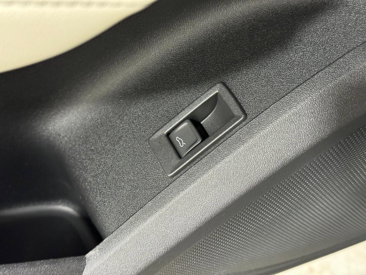 New 2025 Audi Q5 Premium Plus image 25