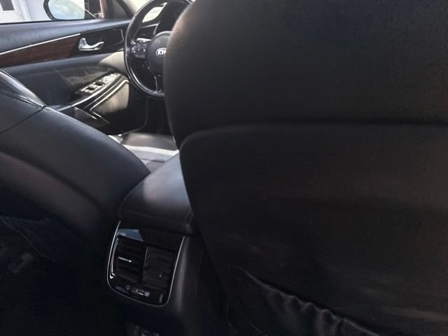 Used 2017 Kia Cadenza Premium w/ Luxury Package FWD image 20