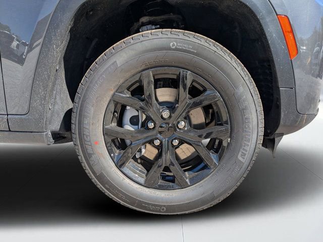 New 2026 Jeep Grand Cherokee Altitude RWD image 10