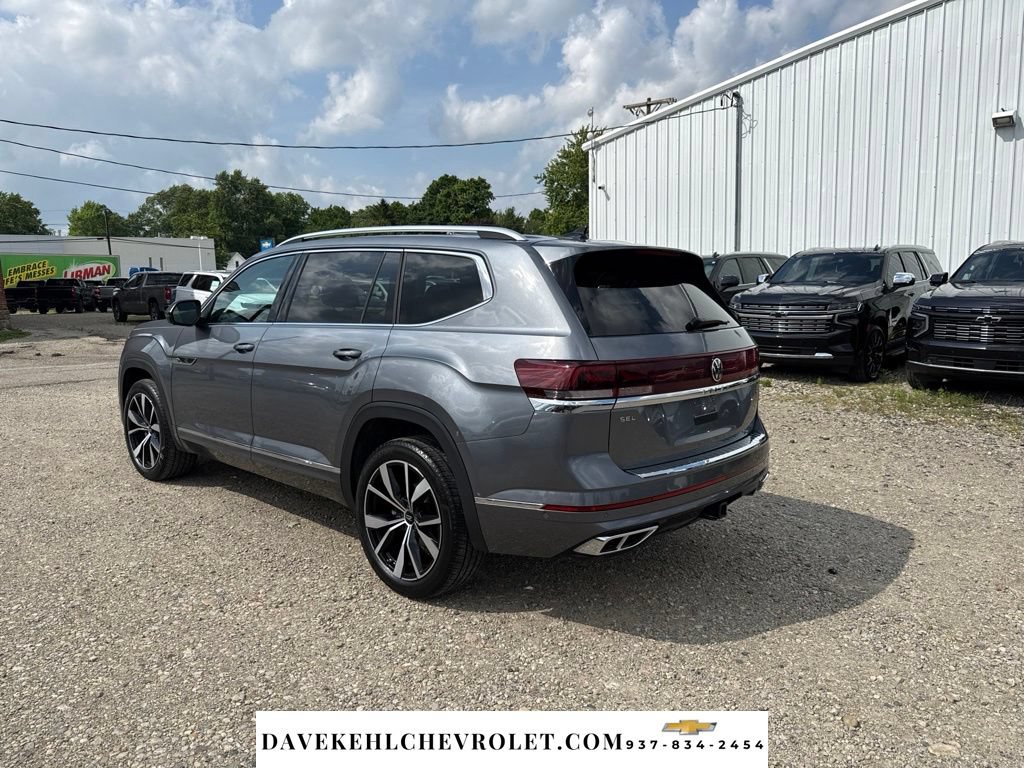 Used 2024 Volkswagen Atlas SEL Premium R-Line AWD/4WD image 3
