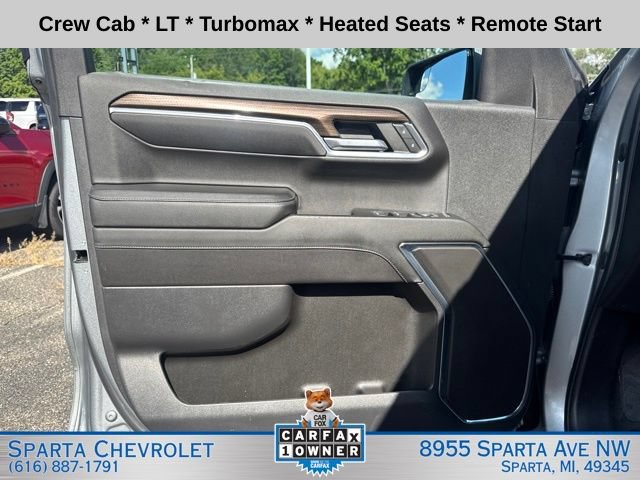 Used 2023 Chevrolet Silverado 1500 LT AWD/4WD image 12