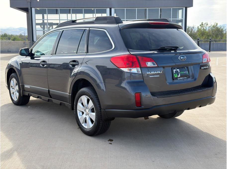 Used 2012 Subaru Outback 2.5i Premium image 6