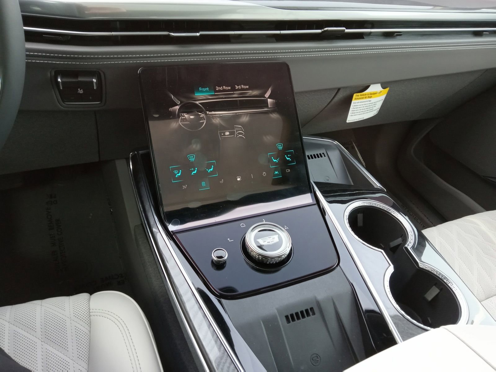 New 2026 Cadillac Escalade IQL Sport 1 w/ LPO, ONYX Package image 18