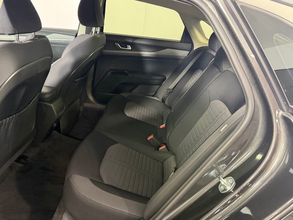 Used 2025 Kia K5 LXS image 25