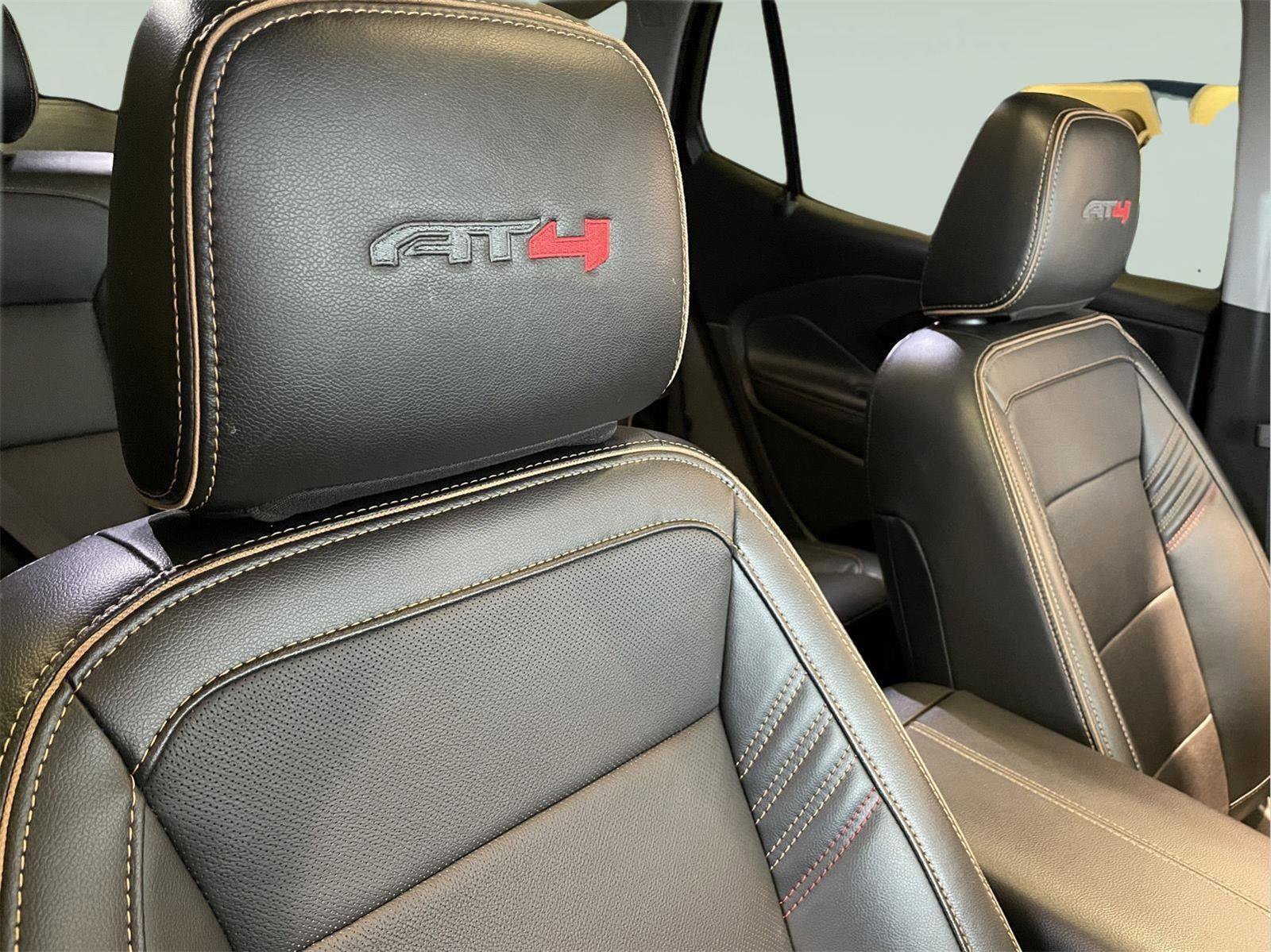 Used 2022 GMC Terrain AT4 w/ Infotainment Package II image 23