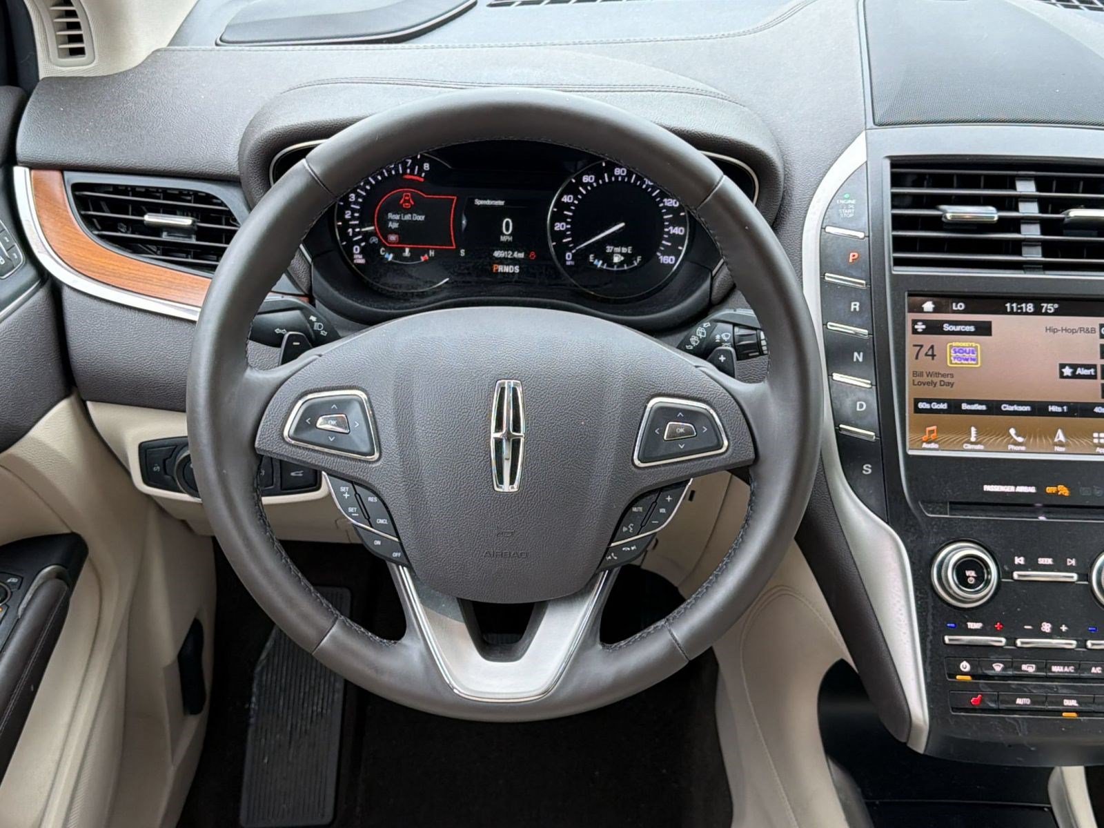 Used 2019 Lincoln MKC Select w/ Select Plus Package FWD image 11