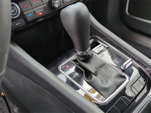 Used 2024 Jeep Compass Latitude w/ Convenience Group image 20