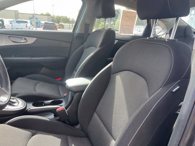 Used 2024 Kia Forte LXS FWD image 13