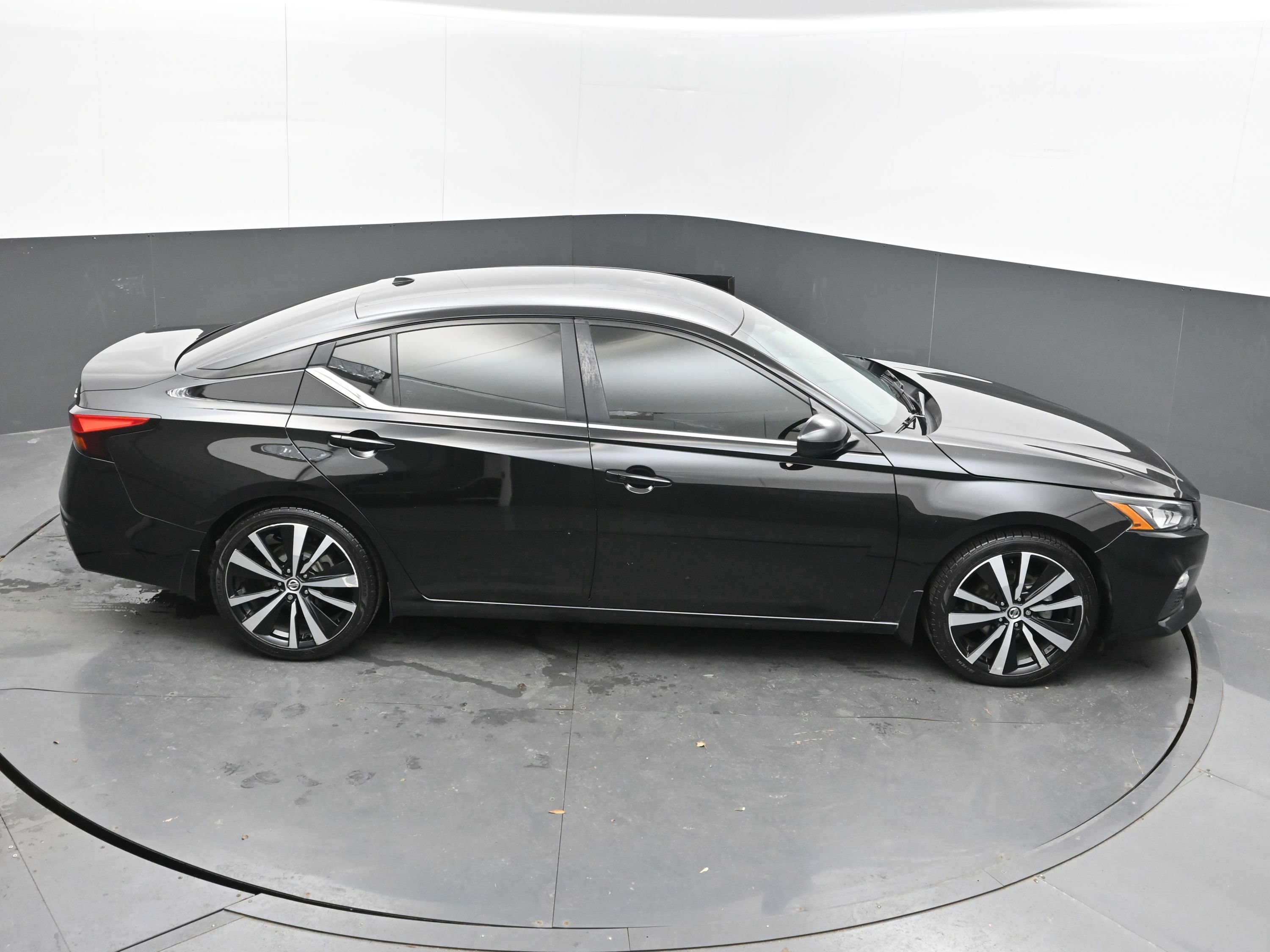 Used 2021 Nissan Altima 2.5 SR image 39
