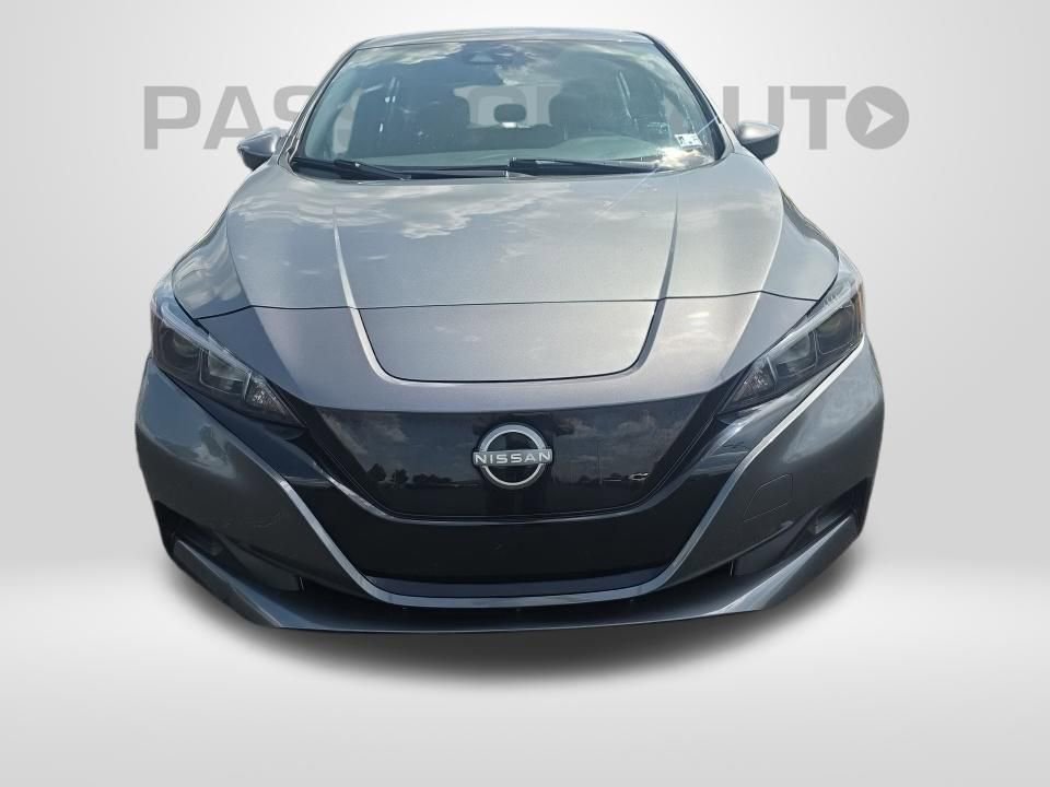 Used 2023 Nissan Leaf S FWD image 2