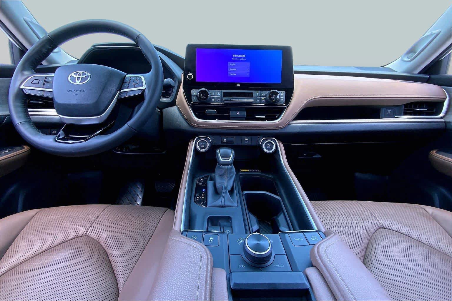 Used 2026 Toyota Grand Highlander AWD image 15