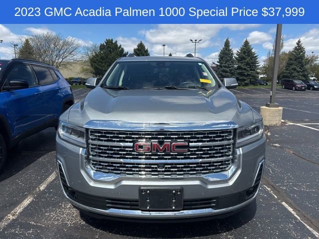 Used 2023 GMC Acadia Denali w/ Denali Ultimate Package AWD/4WD image 3